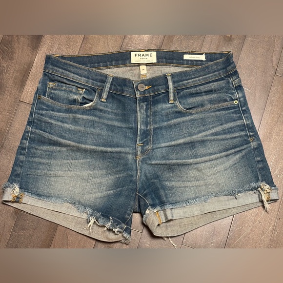 Frame Denim Pants - FRAME Le Cutoff Short Women’s Size 28 Denim Shorts Raw Hem Distressed Blue